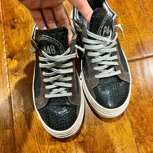 P448 Black and Gray Sneakers with Casual Streetwear Style
